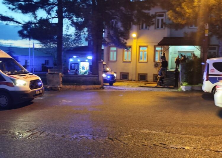 O ilde 3 kişi 'cin çarpma' iddiası ile hastaneye başvurdu 1 O ilde 3 kişi ‘cin çarpma’ iddiası ile hastaneye başvurdu
