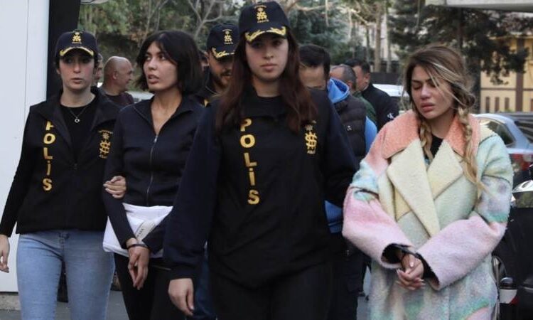 Bakan Yerlikaya: 585 organize suç örgütü çökertildi 1 Cezaevinde 37 kiloya düşmüştü: Fenomen Nihal Candan için tahliye kararı