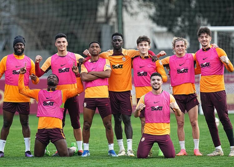 Galatasaray'ın 4 yıldızı için kritik 7 hafta 1 Galatasaray’ın 4 yıldızı için kritik 7 hafta