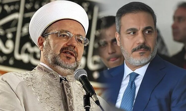 Mehmet Görmez, 15 Temmuz gecesi Hakan Fidan'la görüşmesini anlattı: Bu gece zor bir gece 1 Mehmet Görmez, 15 Temmuz gecesi Hakan Fidan’la görüşmesini anlattı: Bu gece zor bir gece