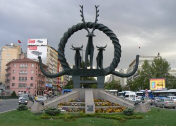 Hitit Güneşi talepleri etkili oldu: Ankara’da şehrin yeni amblemi için yarışma düzenlenecek