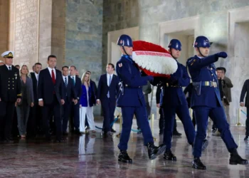 İmamoğlu’nun Aslanlı Yol’da konuşma yapması engellendi