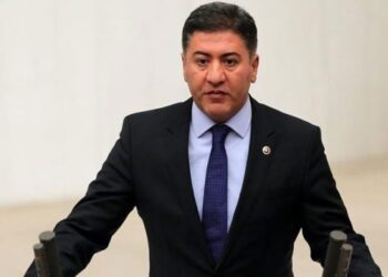 CHP’de yeni grup başkanvekili Murat Emir oldu