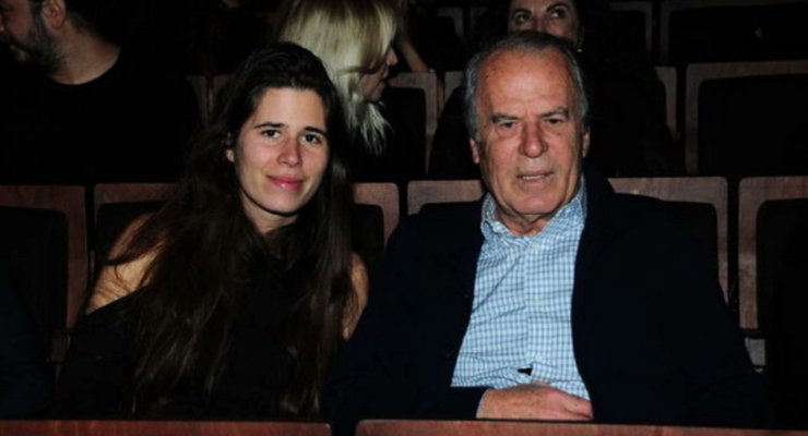 Mustafa Denizli'nin kızı, Çeşme'nin ilk kadın belediye başkanı oldu 1 Mustafa Denizli’nin kızı, Çeşme’nin ilk kadın belediye başkanı oldu