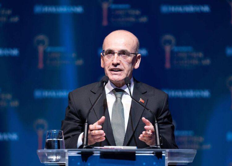 Şimşek: Küresel ticaretteki yerimizi daha da güçlendireceğiz 1 Mehmet Şimşek’in “locals” ifadesi ile ilgili bakanlık açıklama yaptı