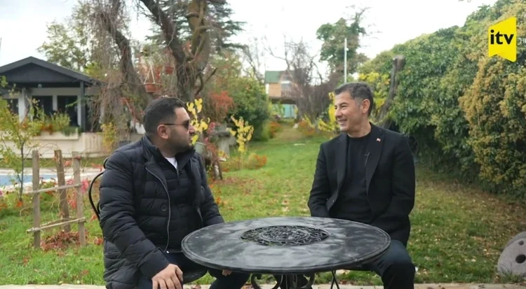 Sinan Oğan '1 milyon dolardan fazla eder' dediği malikanesini gezdirdi 1 Sinan Oğan ‘1 milyon dolardan fazla eder’ dediği malikanesini gezdirdi
