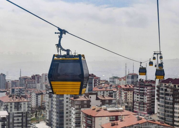Ankara'daki teleferik 'süresiz' olarak kapatıldı 1 Ankara’daki teleferik ‘süresiz’ olarak kapatıldı