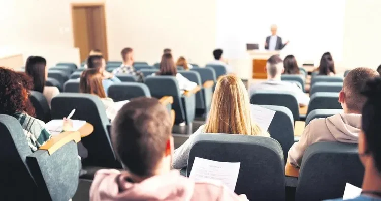 YÖK, öğretim elemanına düşük maaş ödeyen 9 vakıf üniversitesine inceleme başlattı