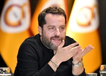 Erden Timur hakkında flaş iddia: Kararını verdi