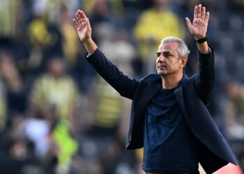 Resmi açıklama geldi: Fenerbahçe, İsmail Kartal ile yolları ayırdı