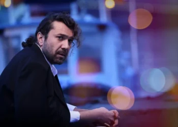 Ünlü sanatçı Halil Sezai, mide ameliyatı oldu
