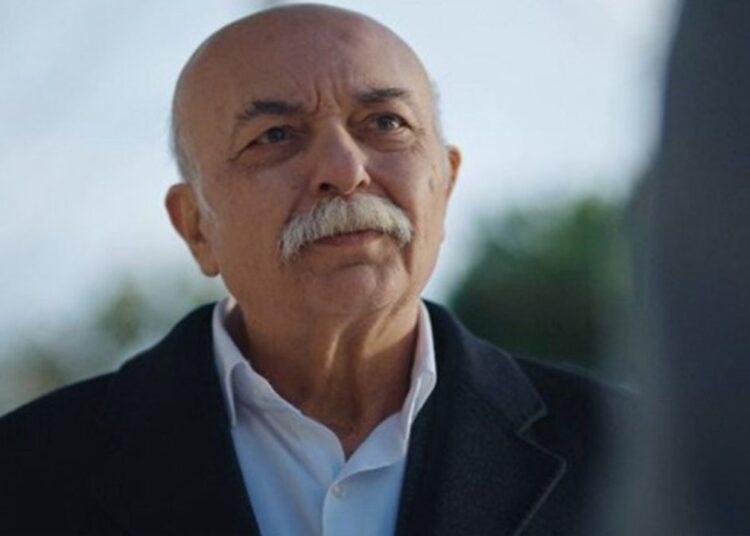 Kızılcık Şerbeti'nden ayrılan Settar Tanrıöğen, tedavisinin ardından ilk kez görüntülendi 1 Kızılcık Şerbeti’nden ayrılan Settar Tanrıöğen, tedavisinin ardından ilk kez görüntülendi