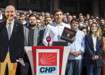 Süleyman Soylu şikayet etmişti: “Fotoroman Süleyman” iddiasına takipsizlik verildi
