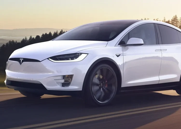 Emniyet kemerinde hata çıktı: Tesla, 125 bin aracını geri çağırdı 1 Emniyet kemerinde hata çıktı: Tesla, 125 bin aracını geri çağırdı
