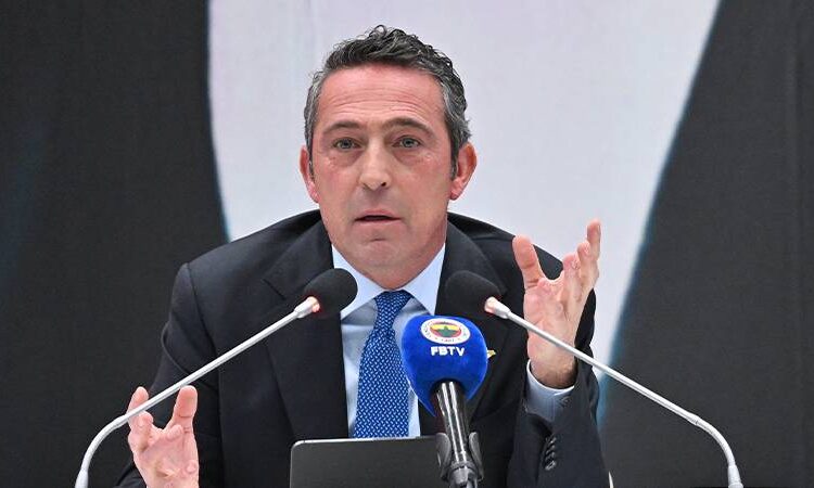 Ali Koç: Büyükekşi ve Galatasaray arasında garip bir ilişki var 1 Ali Koç: Büyükekşi ve Galatasaray arasında garip bir ilişki var