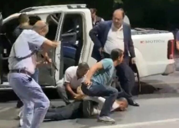 Gözaltına alınan polis müdürü serbest bırakıldı 1 Gözaltına alınan polis müdürü serbest bırakıldı