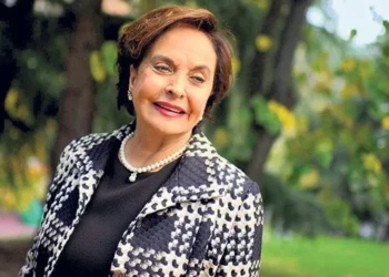 Tiyatrodan bir yıldız daha kaydı! Ayten Gökçer hayata veda etti