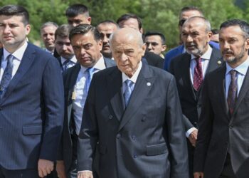 Bahçeli’den Sinan Ateş cinayeti açıklaması: ‘İsnatlar ve ithamlar ayaklarımızın altındadır’