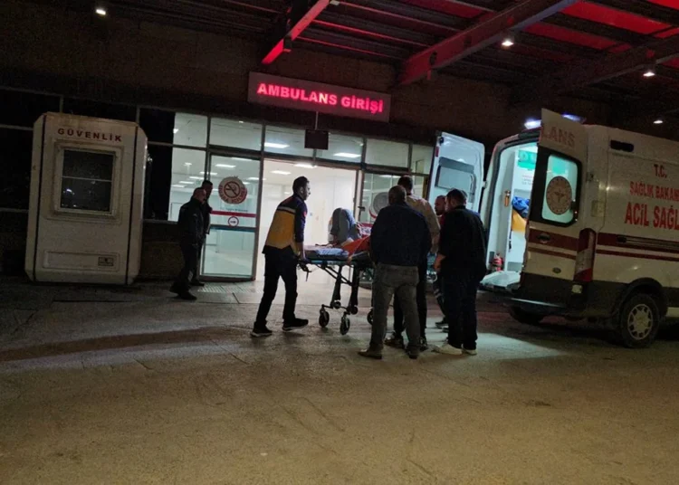 Boşandığı eşinin yeni kocasını ve ayırmaya çalışan kadını öldürdü 1 Boşandığı eşinin yeni kocasını ve ayırmaya çalışan kadını öldürdü