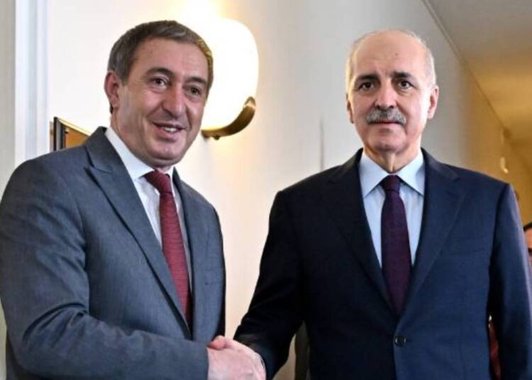 Kurtulmuş-DEM görüşmesinden yeni detay: ‘Kayyım ve kapatma söylemleri varken nasıl yeni anayasa yapılacak?’
