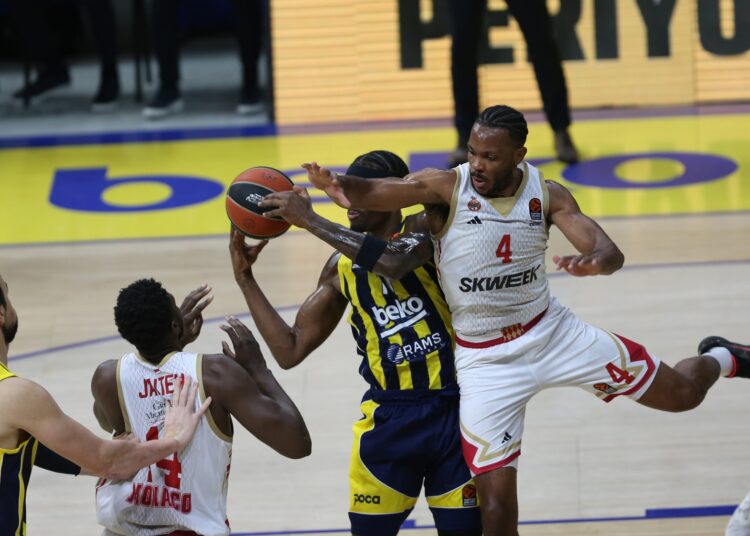 Fenerbahçe, evinde Monaco'ya yenildi! Tur umudu Fransa’ya kaldı 1 Fenerbahçe, evinde Monaco’ya yenildi! Tur umudu Fransa’ya kaldı