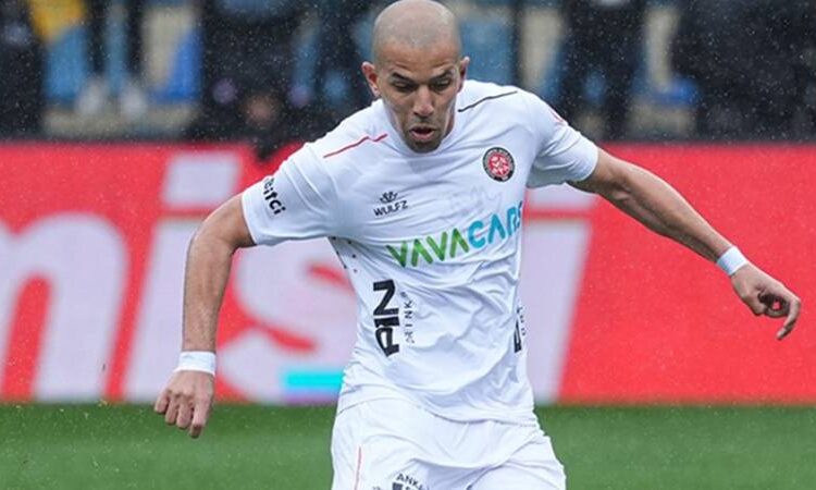 Feghouli'nin 5 maçlık cezası onandı 1 Feghouli’nin 5 maçlık cezası onandı