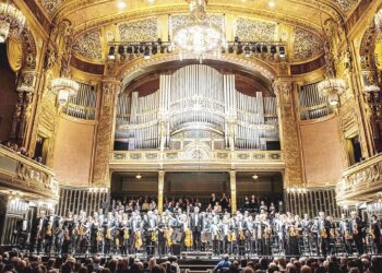 Bahar neşesi notalara geldi! İstanbul Müzik Festivali başladı