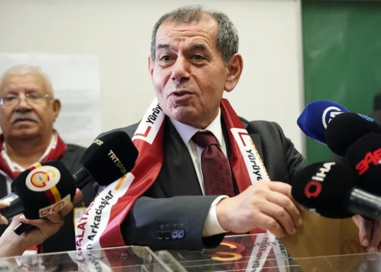 Galatasaray'da başkanlık yarışı heyecanı: Sonuçlar belli olmaya başladı 1 Galatasaray’da başkanlık yarışı heyecanı: Sonuçlar belli olmaya başladı