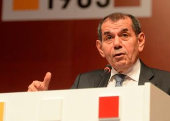 Galatasaray’da Dursun Özbek listesini teslim etti: Erden Timur ismi yok