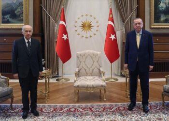 Ankara’da kritik zirve: Bahçeli Beştepe’de Erdoğan’la bir araya geldi