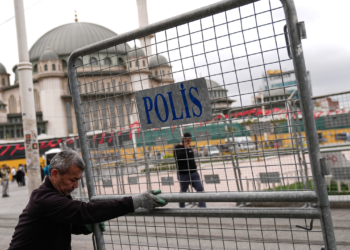 İstanbul’da 1 Mayıs kısıtlamaları kısmen kaldırıldı, bazı noktalarda ulaşım normale döndü