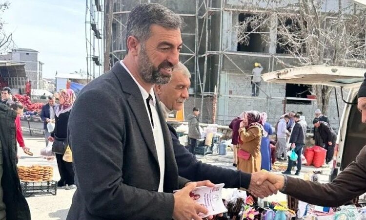 Lice Belediye Başkanı Fırat Demir gözaltına alındı 1 Lice Belediye Başkanı Fırat Demir gözaltına alındı