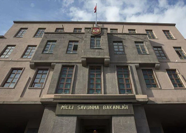 MSB: Tuğgeneral sınırda makam aracıyla insan kaçakçılığı yaptı 1 MSB: Tuğgeneral sınırda makam aracıyla insan kaçakçılığı yaptı