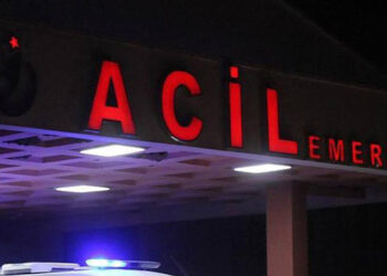 Muğla'da öğrencileri taşıyan otobüs devrildi: 25 yaralı 10 Muğla’da öğrencileri taşıyan otobüs devrildi: 25 yaralı