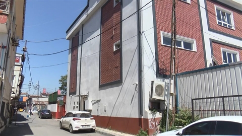 Okuldan atılan öğrenci, okul müdürünü vurdu 1 Okuldan atılan öğrenci, okul müdürünü vurdu