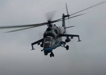 Paşinyan'ın helikopteri acil iniş yaptı 6 Paşinyan’ın helikopteri acil iniş yaptı