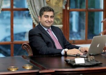 Sezgin Baran Korkmaz: Borcumu ödeyip döneceğim, tezgah kuranlarla hesaplaşacağım
