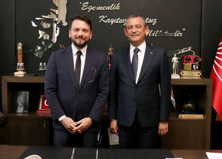 Mercan Bulut’un yorum haberi l Özgür Özel yıpratılmak mı isteniyor?