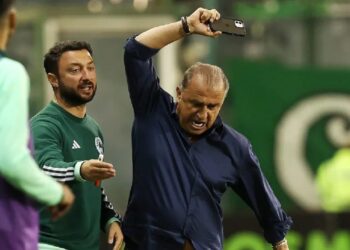 Lucescu, Fatih Terim’i yendi: Panathinaikos’un şampiyonluk şansı kalmadı