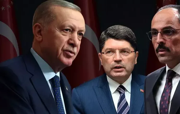 Saray’da kritik zirve! Erdoğan, MİT Başkanı ve Adalet Bakanı’nı çağırdı 1 Saray’da kritik zirve! Erdoğan, MİT Başkanı ve Adalet Bakanı’nı çağırdı