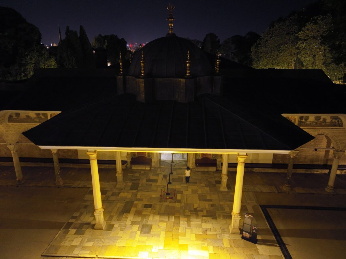 Gündüz 250, gece 1000 TL: Topkapı Sarayı’nı akşam ziyaret etmek isteyen 4 kat fazla ödeyecek 2 Gündüz 250, gece 1000 TL: Topkapı Sarayı’nı akşam ziyaret etmek isteyen 4 kat fazla ödeyecek