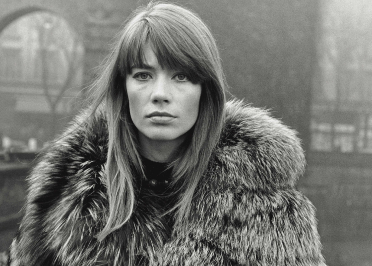 Fransız pop ikonu Françoise Hardy yaşamını yitirdi