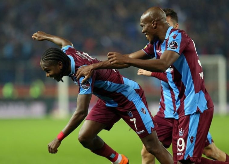 Trabzonspor ilk transferini duyurdu: Eski yıldızını, yeniden renklerine bağladı 1 Trabzonspor ilk transferini duyurdu: Eski yıldızını, yeniden renklerine bağladı