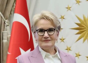 Meral Akşener, İYİ Parti’ye yazı gönderdi: Fotoğraflarımı parti binalarından indirin