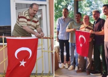 ‘Bayrak asan dayı’ Milli takım oyuncuları ile bir araya geldi