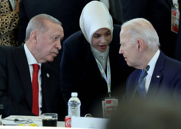 Erdoğan, 'G7 Liderler Zirvesi'nde ABD Başkanı Biden ile görüştü 1 Erdoğan, ‘G7 Liderler Zirvesi’nde ABD Başkanı Biden ile görüştü