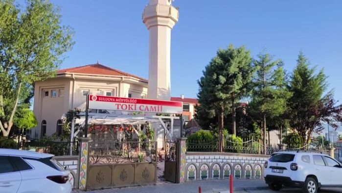 Bunu da mı görecektik? Cami tuvaletinde şok eden anlar! 3 Bunu da mı görecektik? Cami tuvaletinde şok eden anlar!