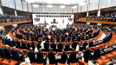 Günün yazarı - Altan Tan l Ankara'da neler oluyor? 2 Günün yazarı - Altan Tan l Ankara'da neler oluyor?