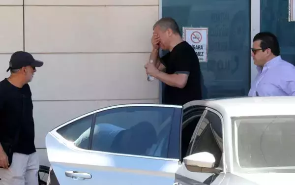 Küçükkaya'nın acı günü: Annesi denizde kalp krizi geçirip hayatını kaybetti 4 Küçükkaya'nın acı günü: Annesi denizde kalp krizi geçirip hayatını kaybetti