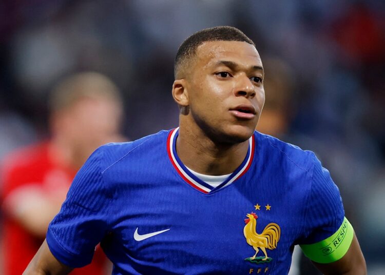 Kylian Mbappe’nin transferi futbolun dengesini değiştirdi 1 Kylian Mbappe’nin transferi futbolun dengesini değiştirdi